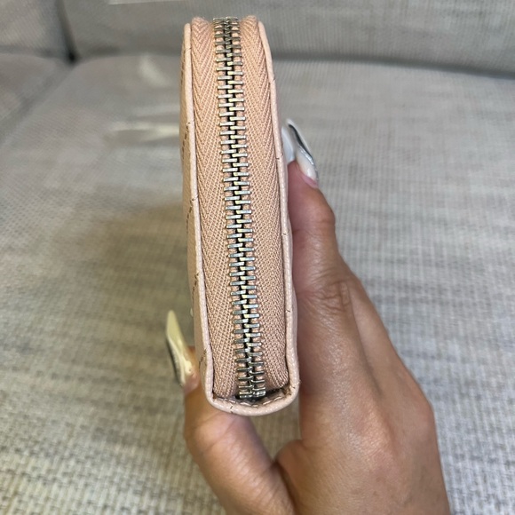 Saint Laurent Pink Matelasse Chevron Quilted Wallet Like New! - Picture 4 of 10